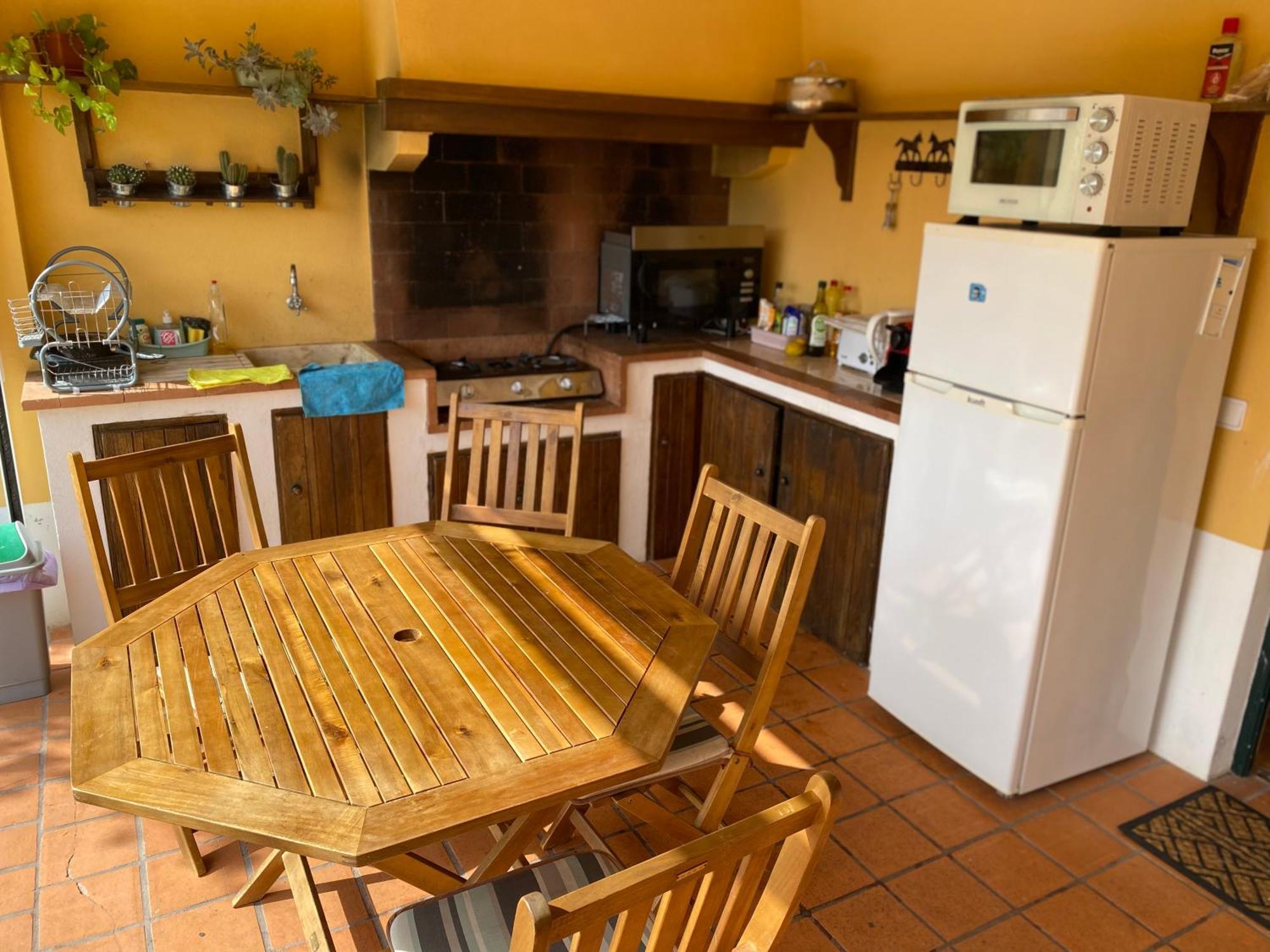 2Bedroom House With Swimming Pool And View Mocarria Exterior foto